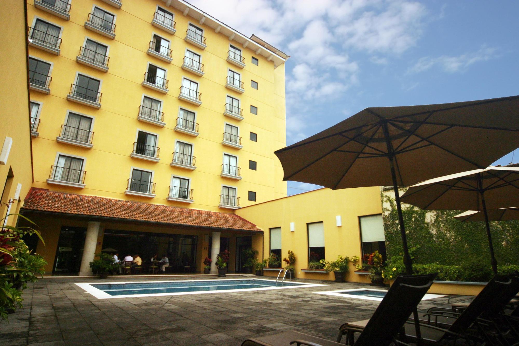 Hotel Hb 4*