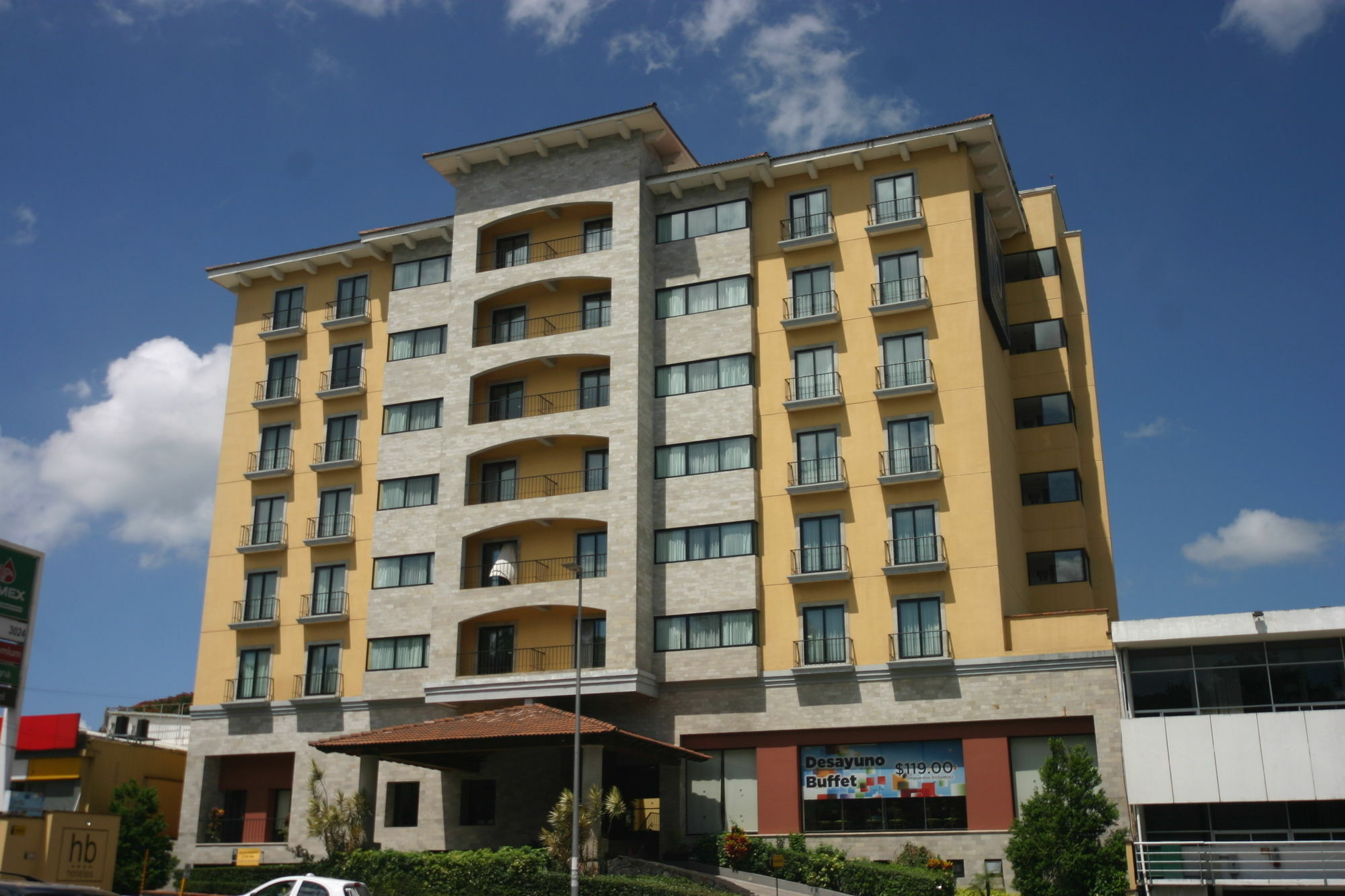 Hotel Hb 4*